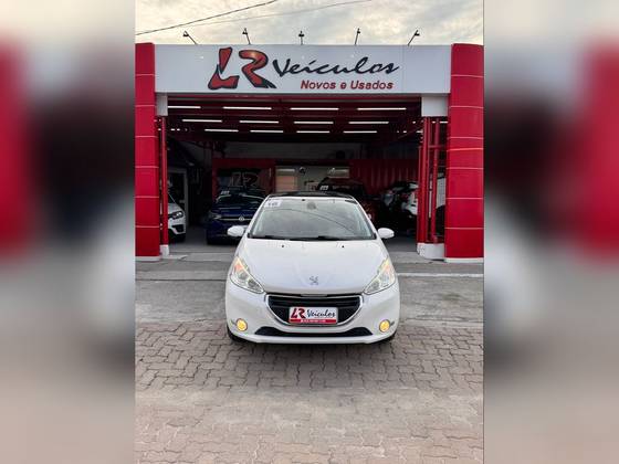 PEUGEOT 208 1.6 GRIFFE 16V FLEX 4P AUTOMÁTICO